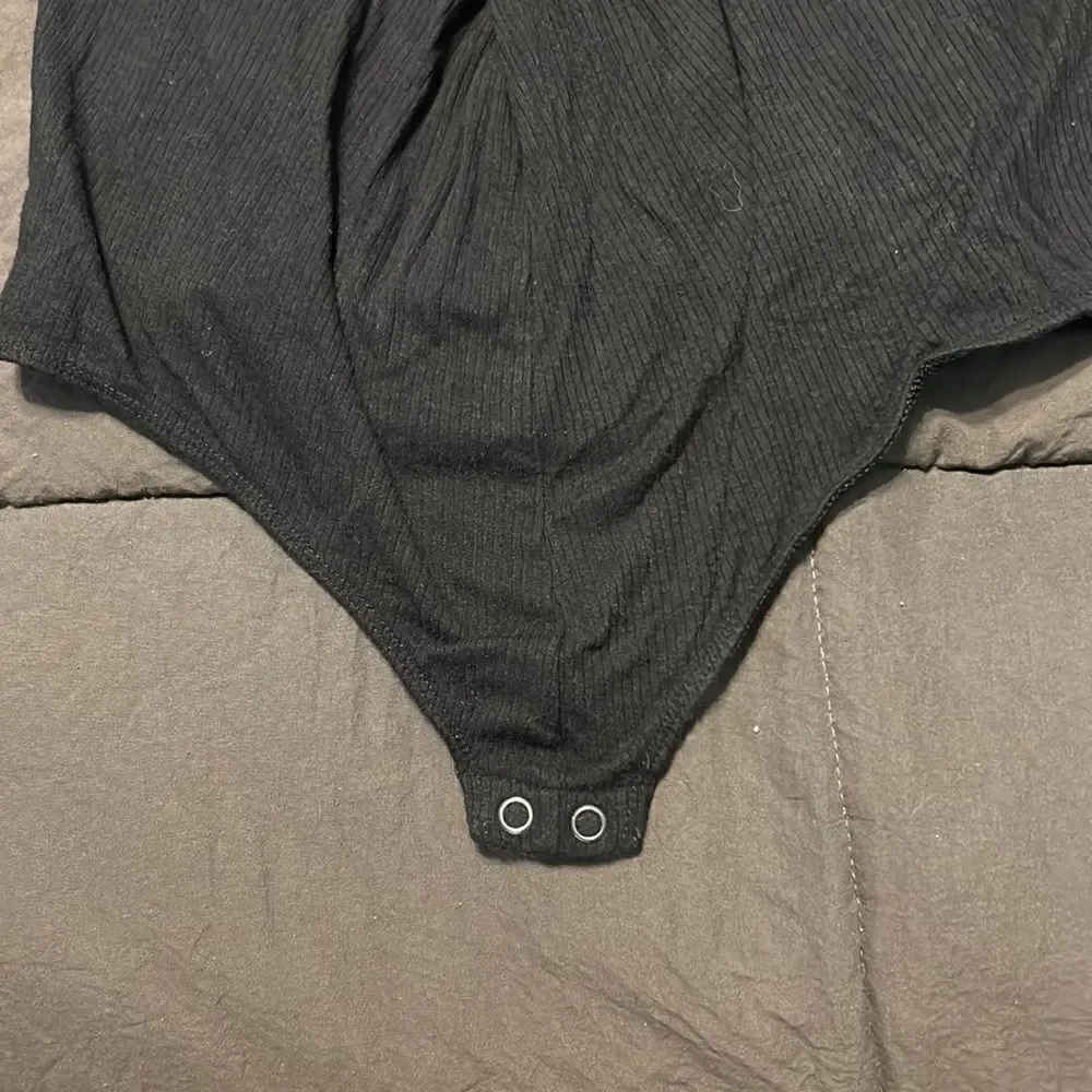 Express Black Body Suit - Picture 3 of 5